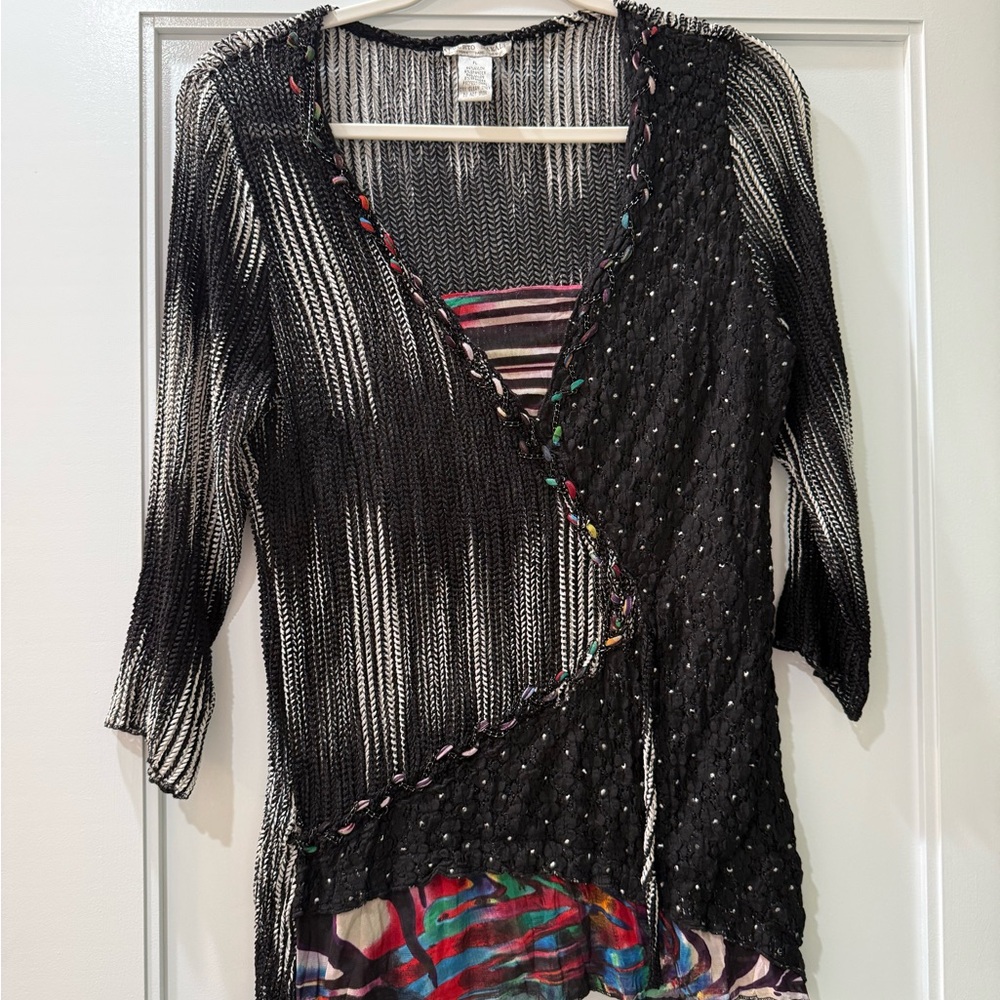 Alberto Mikali Black and White Asymmetrical Wrap Blouse with 3/4 Sleeves